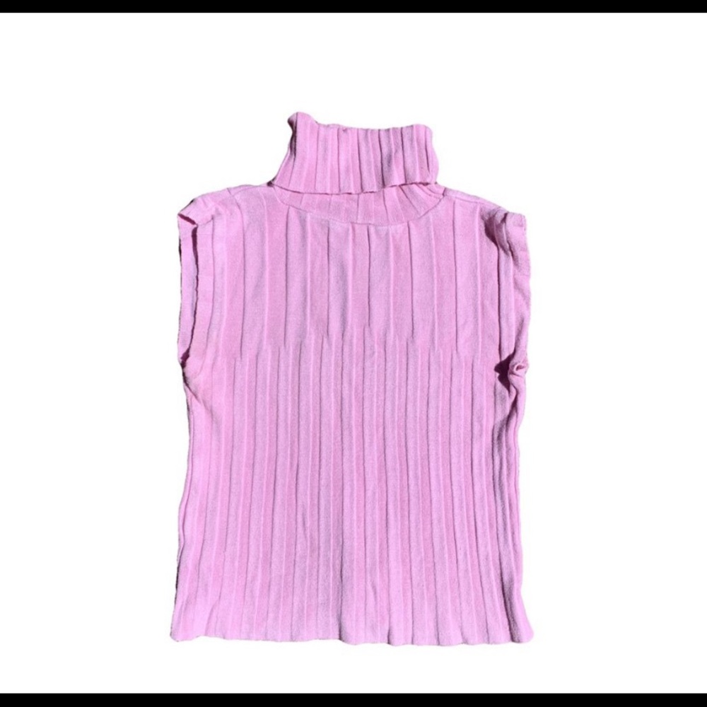 pink sleeveless turtle neck